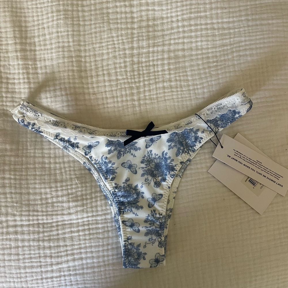 With Jéan Jeanie bikini bottom toile papillon